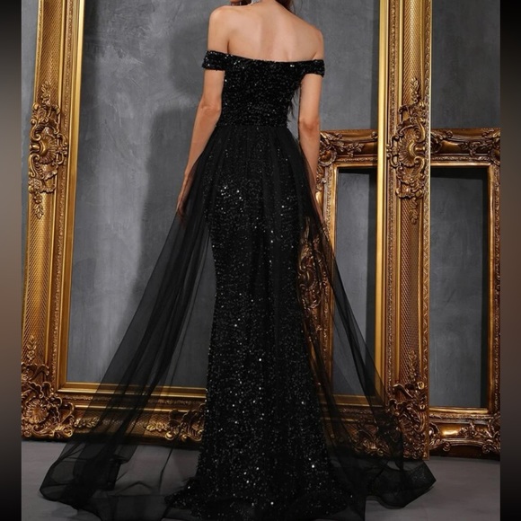 Luxe off shoulder mesh detail party formal prom wedding bridesmaids dress - Picture 2 of 6